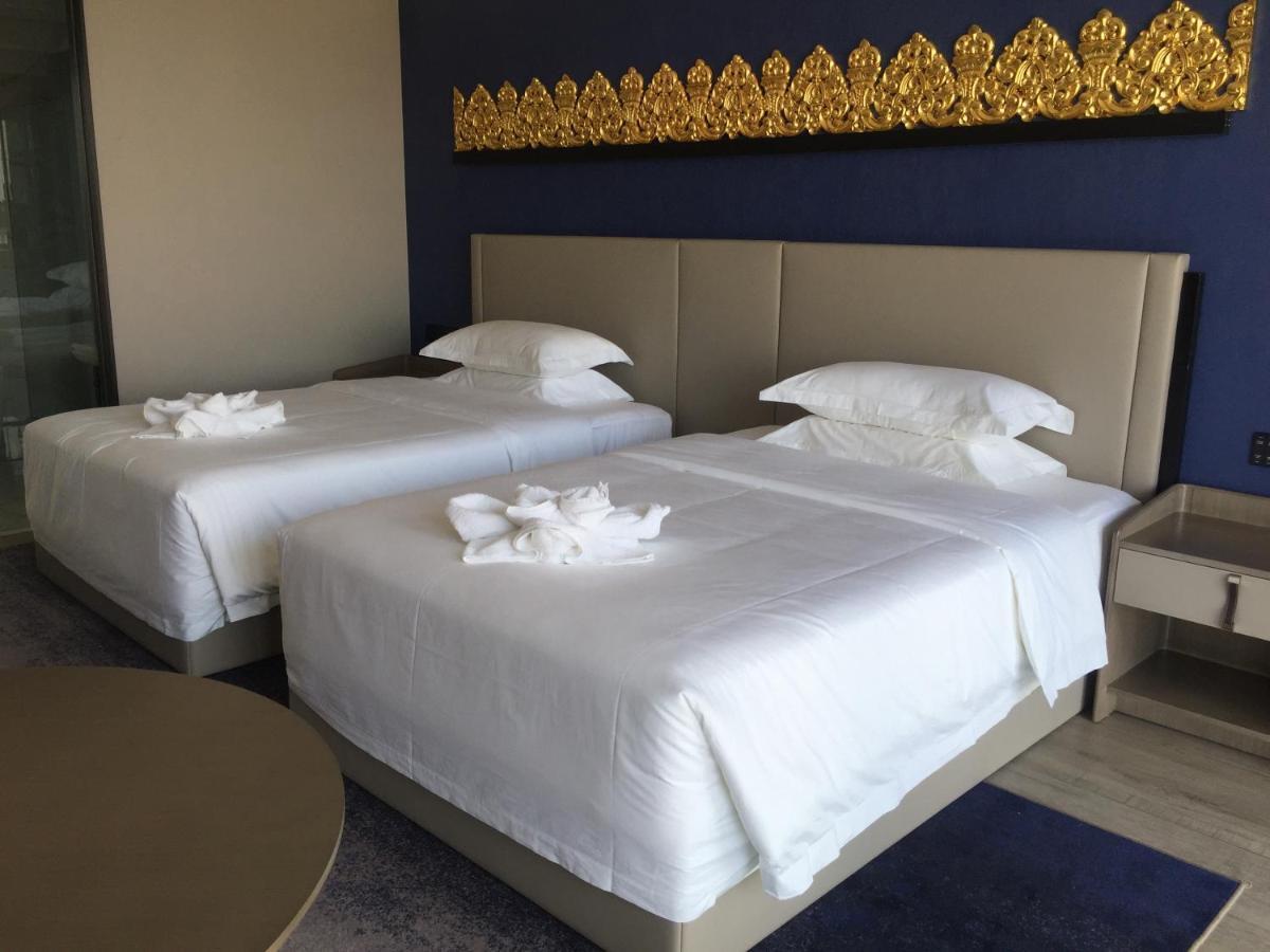 Tian Yi International Hotel 天艺国际酒店 Phnom Penh Dış mekan fotoğraf