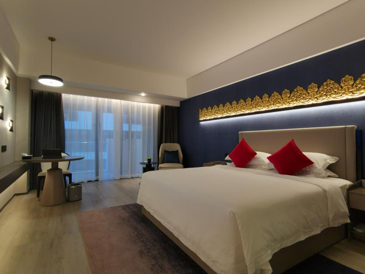 Tian Yi International Hotel 天艺国际酒店 Phnom Penh Dış mekan fotoğraf