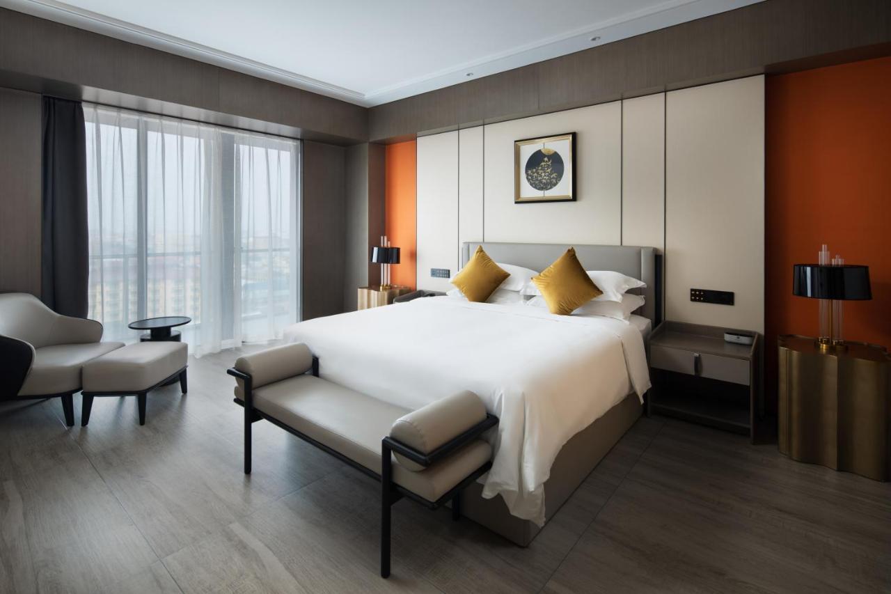 Tian Yi International Hotel 天艺国际酒店 Phnom Penh Dış mekan fotoğraf