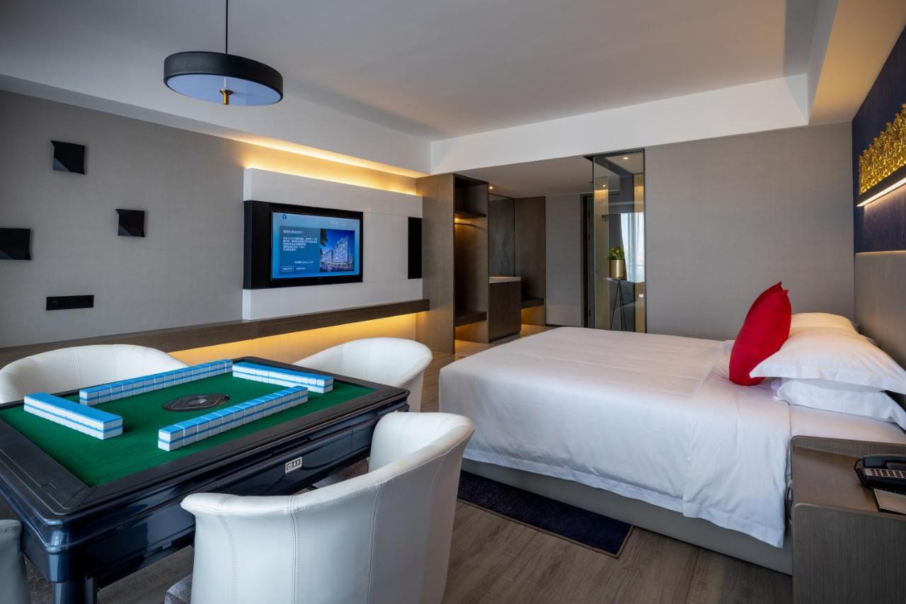 Tian Yi International Hotel 天艺国际酒店 Phnom Penh Dış mekan fotoğraf